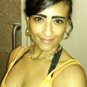 Meet your Posher, Claudia yadira